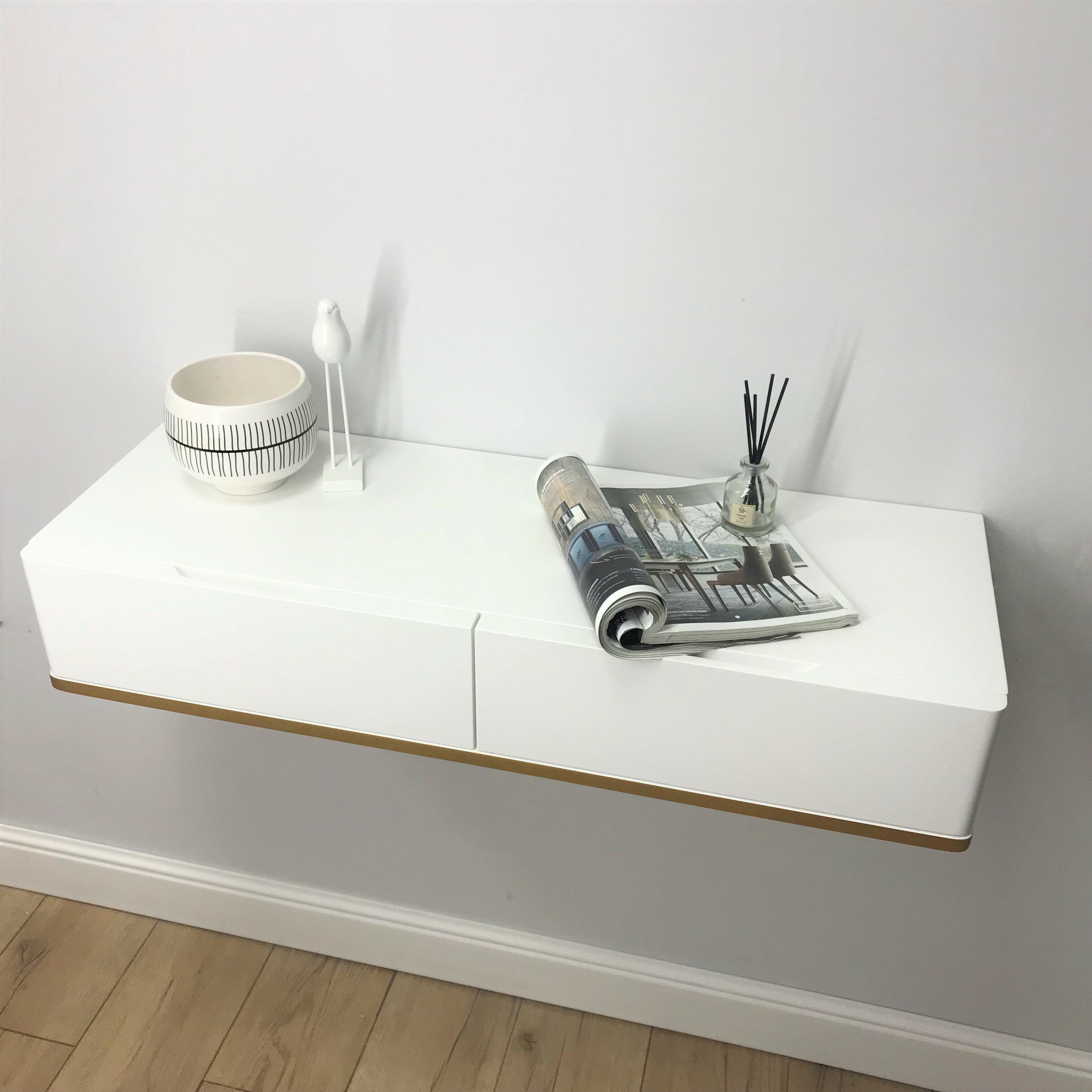 Туалетный столик в эмали подвесной, Bianko консольный столик, консоль навесная белая в спальню, в прихожую 100х32х16 см. Дизайнерская мебель Grande House - фотография № 2