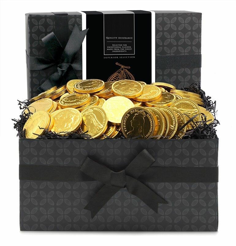Шоколадные монеты Chocolate Trading CO Подарочная корзинка "Сокровище" 200г - фотография № 1