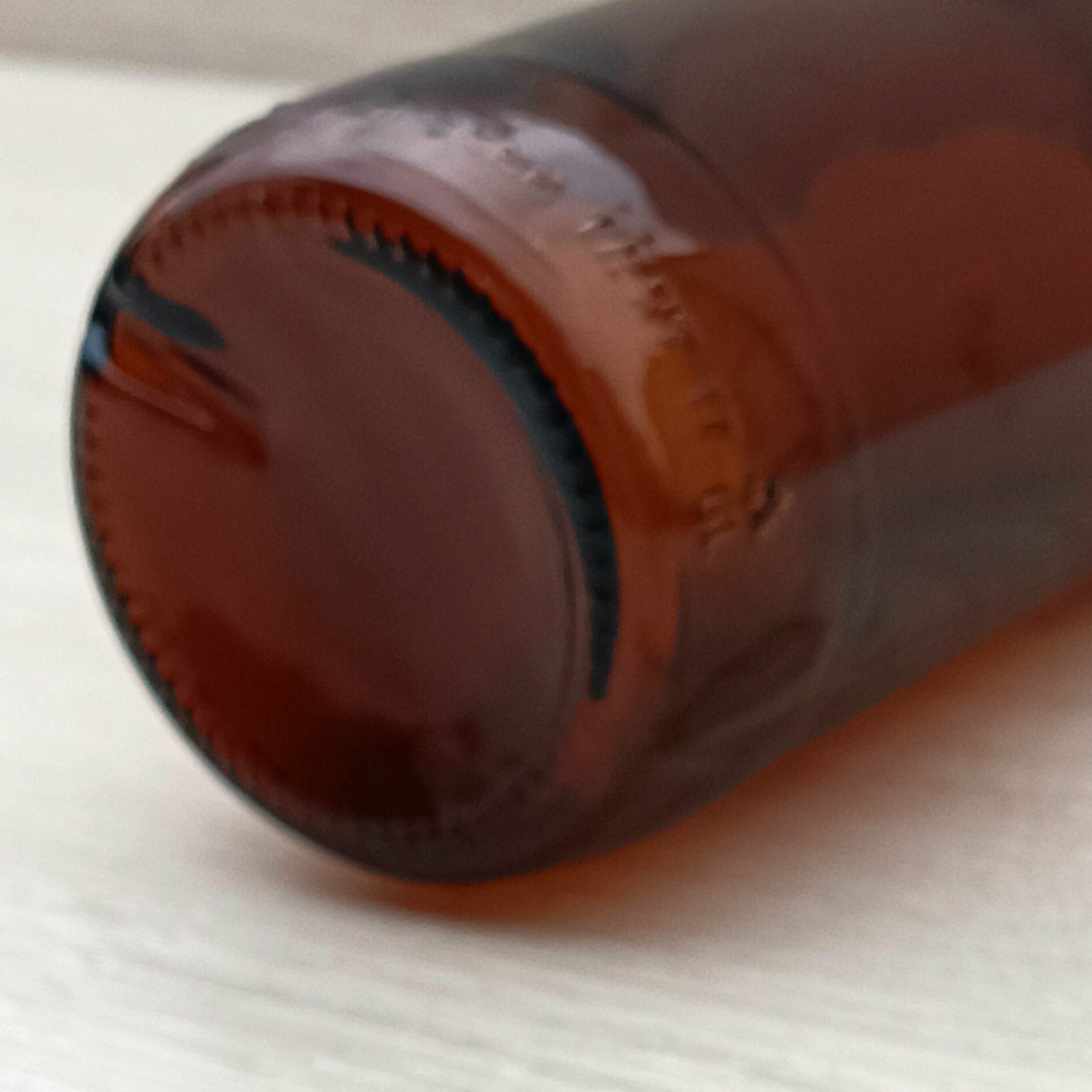 Стеклянная коричневая бутылка с бугельной пробкой 0,75 литра 2 штуки - фотография № 5