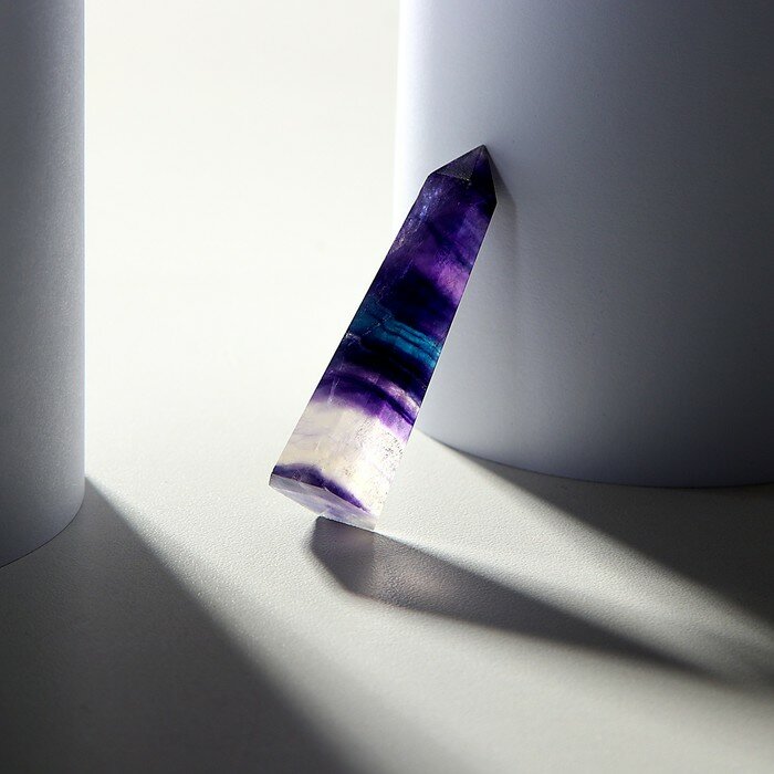 Кристалл из натурального камня «Фиолетовый флюорит», высота: от 4 до 5 см - фотография № 4