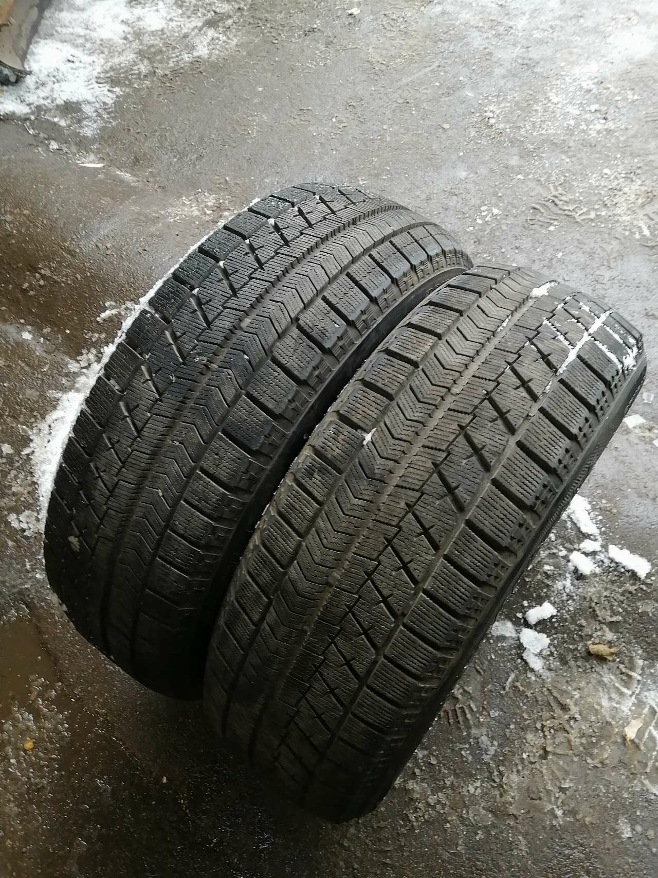 215/60 R17 96Q Bridgestone Blizzak VRX