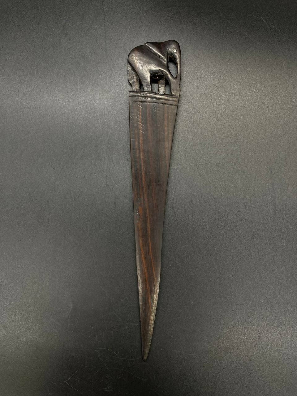 Эпистолярный нож для писем и бумаг с завершением в форме слона, дерево, резьба