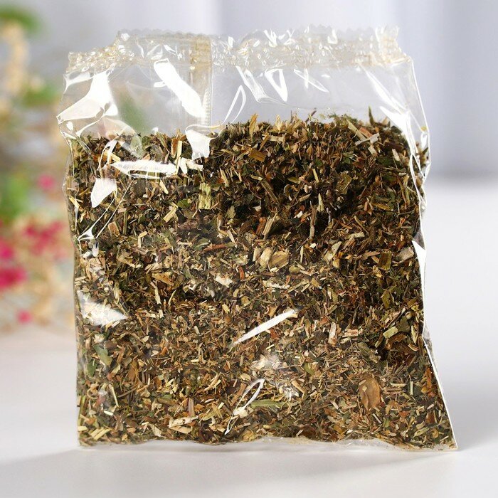 Чай травяной «С 8 марта»: крапива, мята, ромашка, люцерна, смородина, 20 г. - фотография № 3