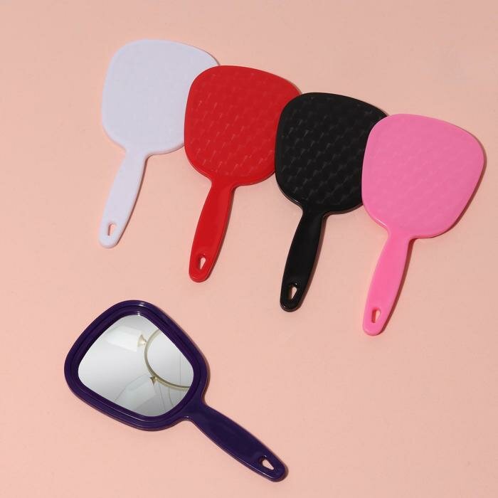 фото Зеркало с ручкой, зеркальная поверхность 6,5 × 6 см, цвет микс