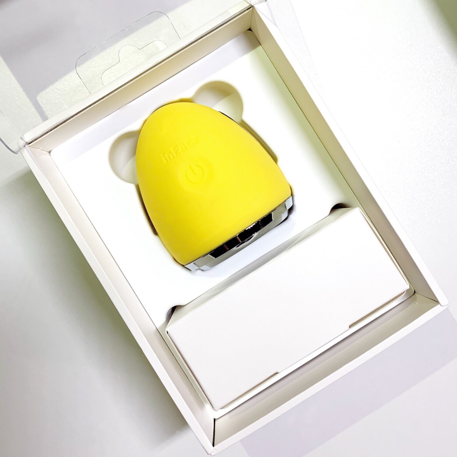 Ионный аппарат для ухода за кожей лица Inface CF-03D (Yellow) RU - фотография № 7