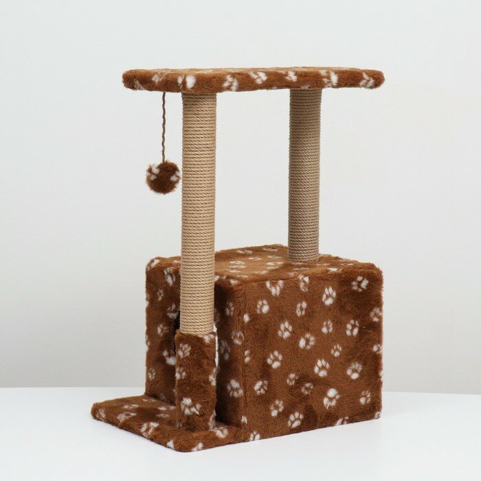 Домик для кошек с когтеточкой, двухэтажный, с окошками, 50х36х75 см, коричневая с лапками - фотография № 4