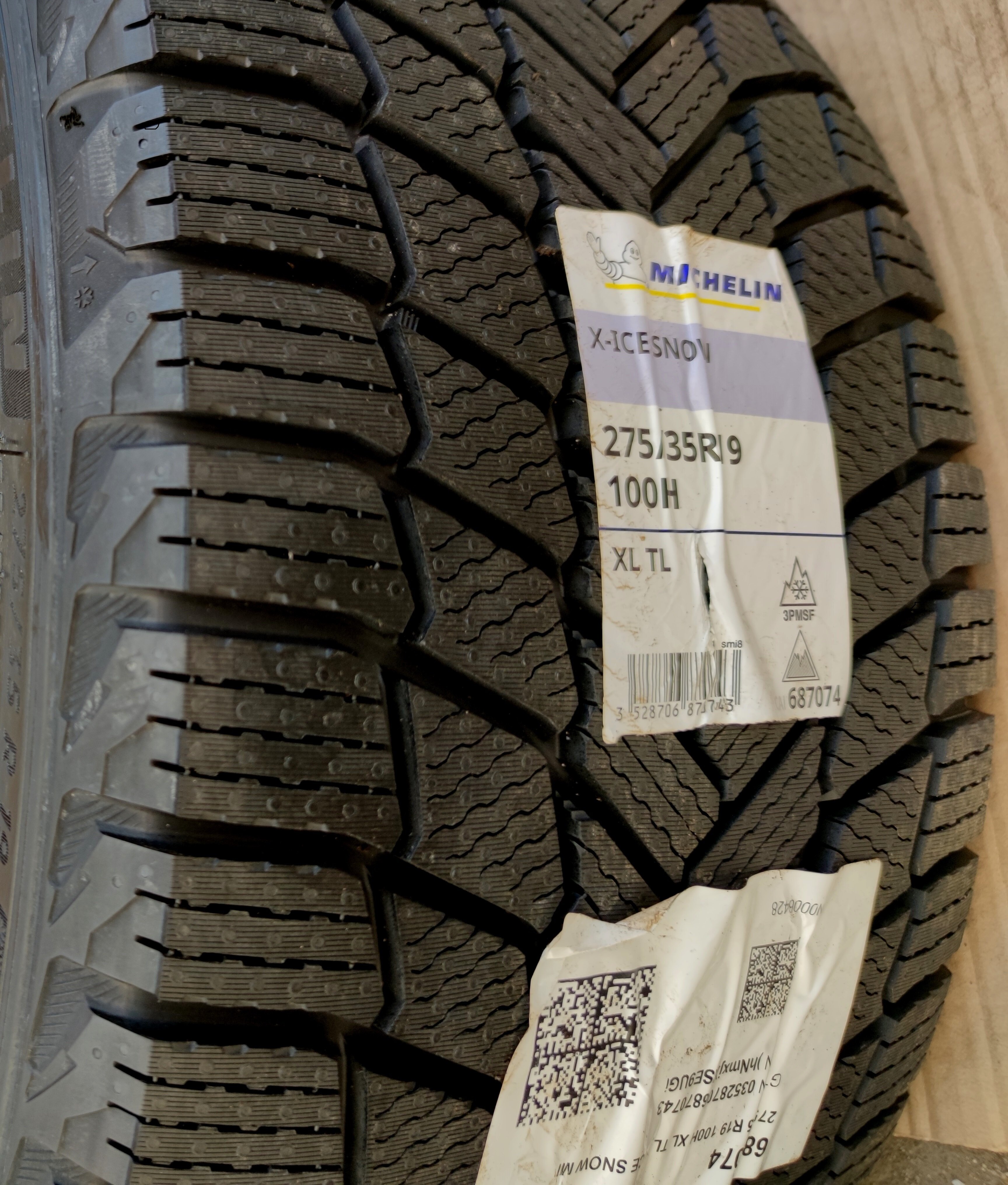 Nokian Tyres Hakkapeliitta R3 275/35 R19 100  (    245/40/19)