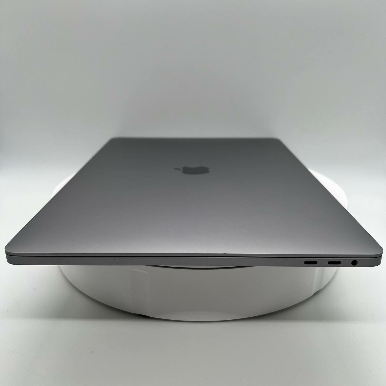 Apple macbook pro 15 2019 i9 512gb, 16gb — купить по низкой цене