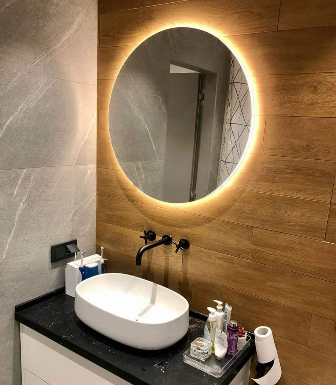 Зеркало интерьерное с подсветкой парящее круглое 60*60см для ванной - фотография № 4