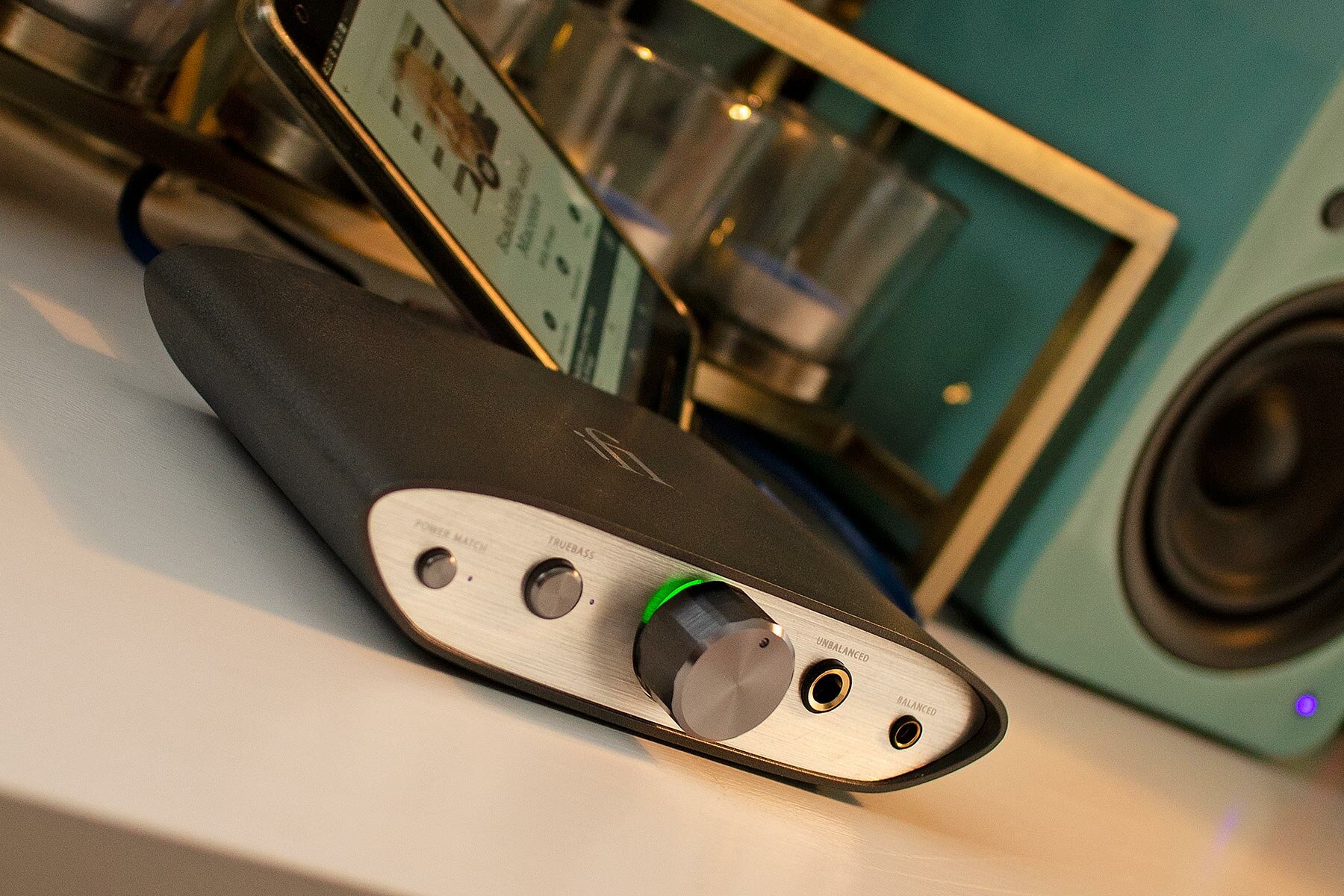Усилители с ЦАП для наушников iFi Audio Zen DAC V2