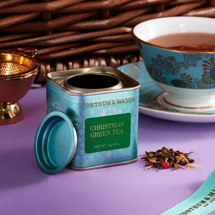 Сюрприз-бокс кондитерский Fortnum&Mason The Merrymakers Hamper - фотография № 3