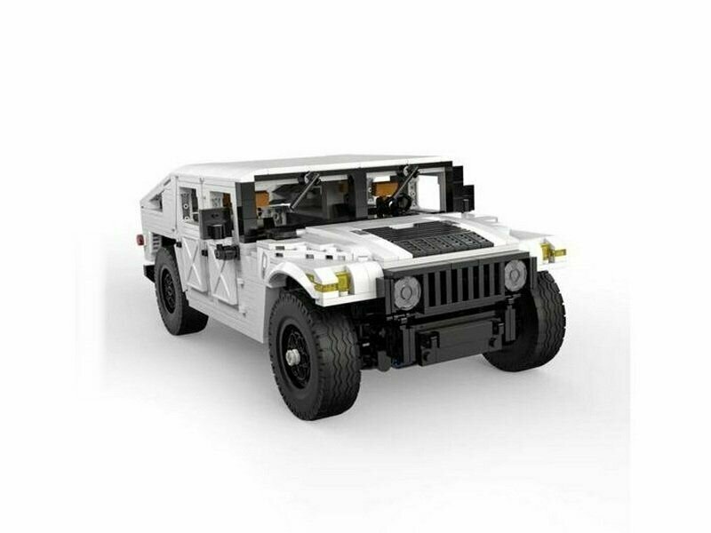 фото Конструктор CADA военный бронированный автомобиль HumVee 1/12 1380 деталей C61027W