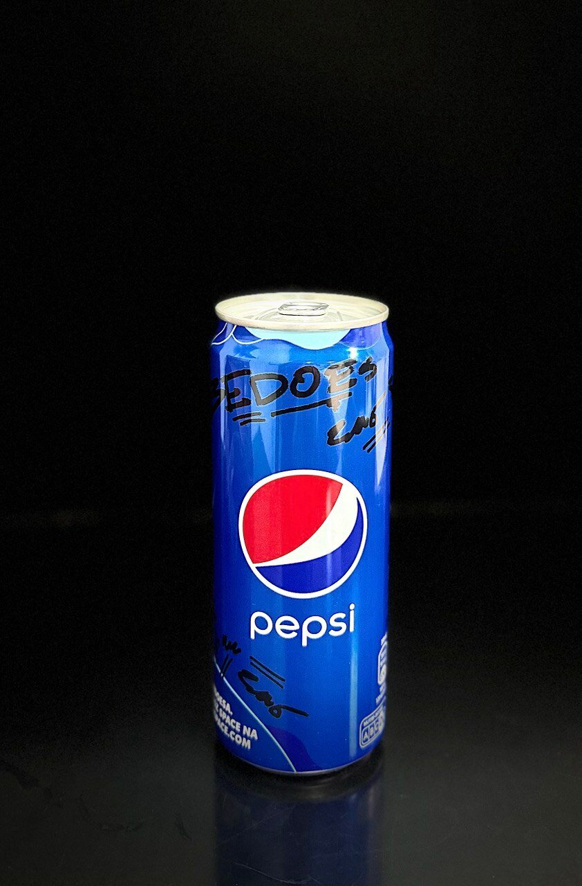 Газированный напиток Pepsi (Пепси) 0.33 л ж/б упаковка 12 штук (Польша) - фотография № 2