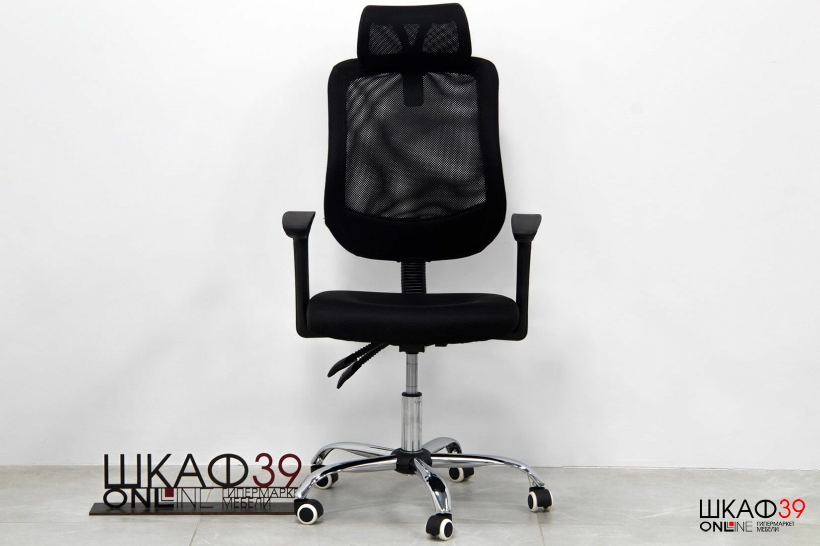 Q-118 Кресло компьютерное SIGNAL черный (Польша)