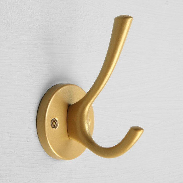 Крючок мебельный CAPPIO SIMPLE, двухрожковый, цвет матовое золото - фотография № 1