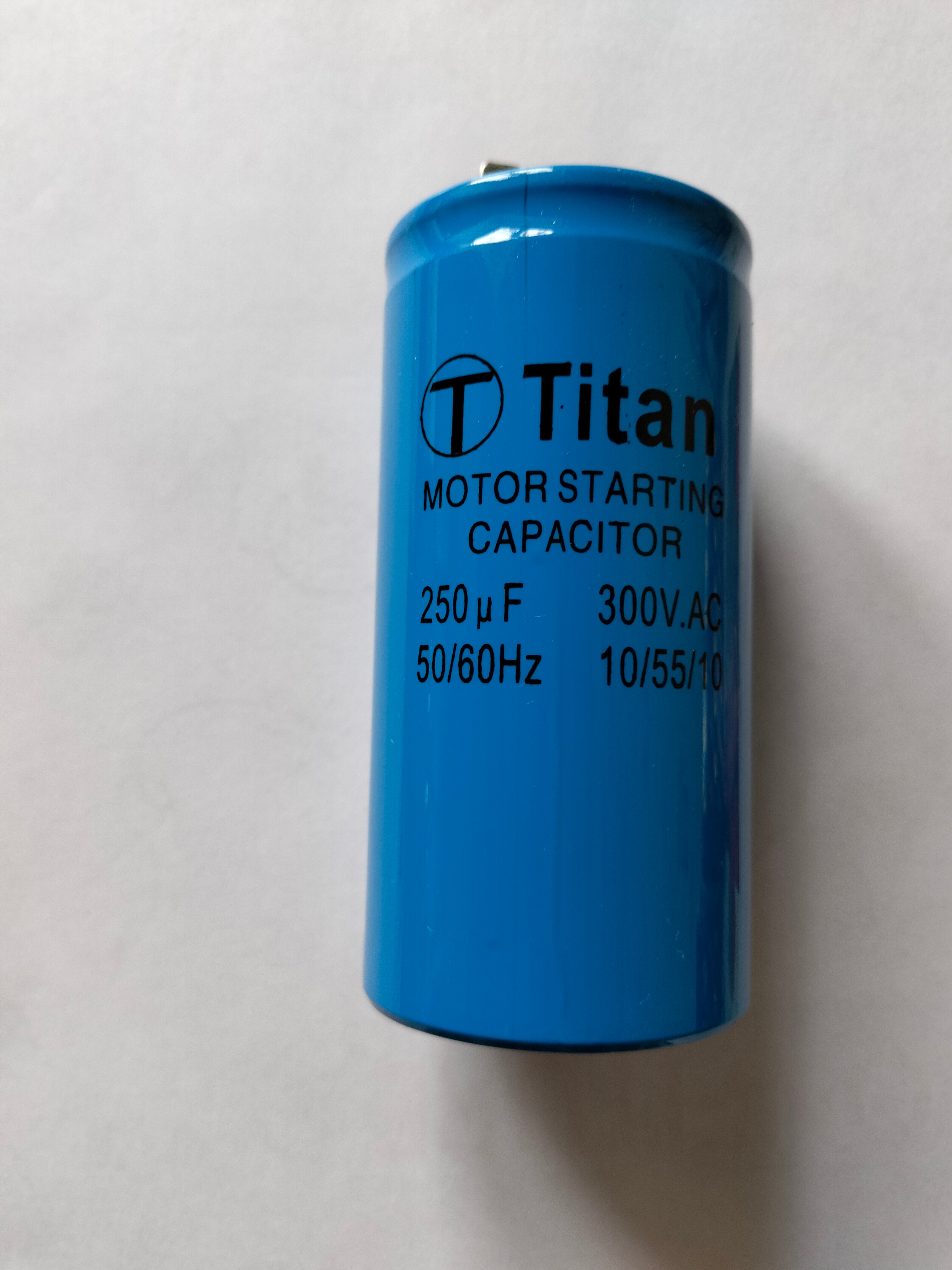 Конденсатор250 мкф 300VAC 5% 50х100mm CD60-J 4 клеммы TITAN 821-478 - фотография № 1