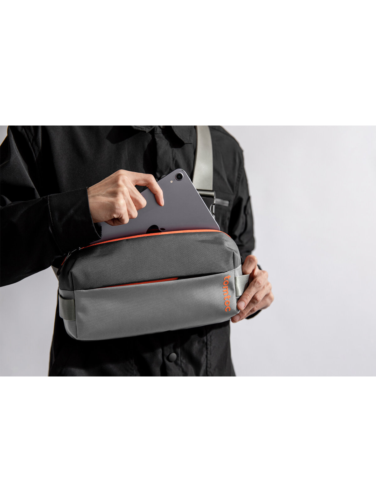 Tomtoc для планшетов 8.3" сумка Explorer Sling Bag S Space Gray — фото 12