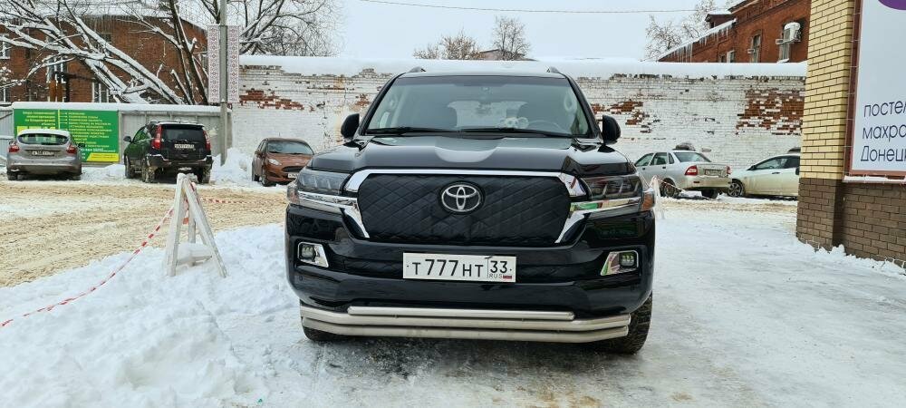 Утеплитель радиатора для Toyota Land Cruiser 200 2016-2021 Комплект верх/низ Без камеры