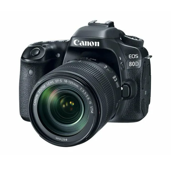 Canon EOS 80D Kit 18-135mm f/3.5-5.6 IS STM