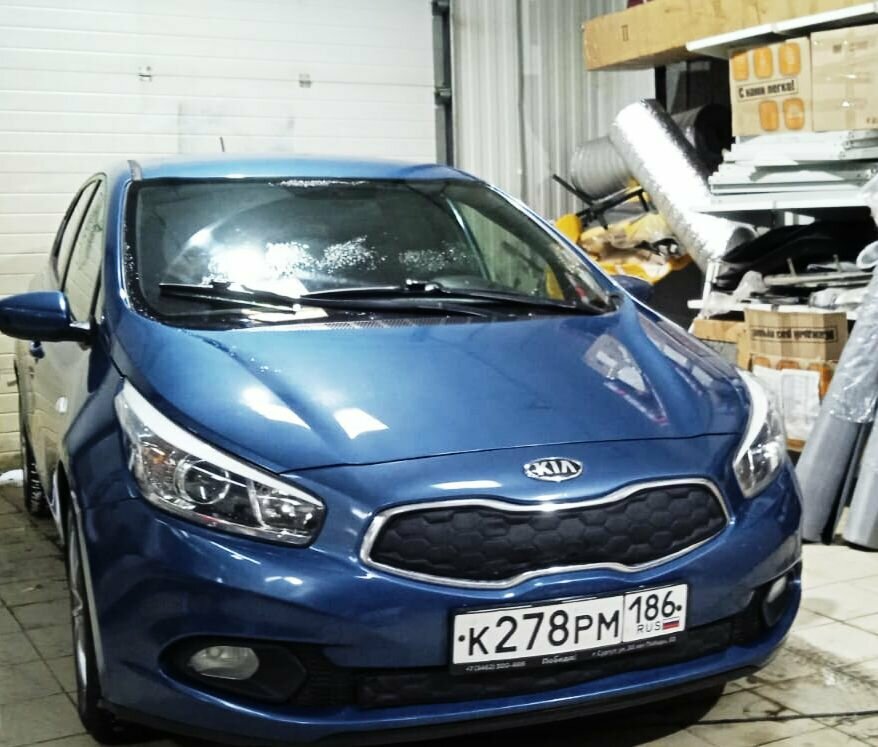 Утеплитель радиатора для Kia Ceed 2012 -2015 II Комплект верх/низ Соты