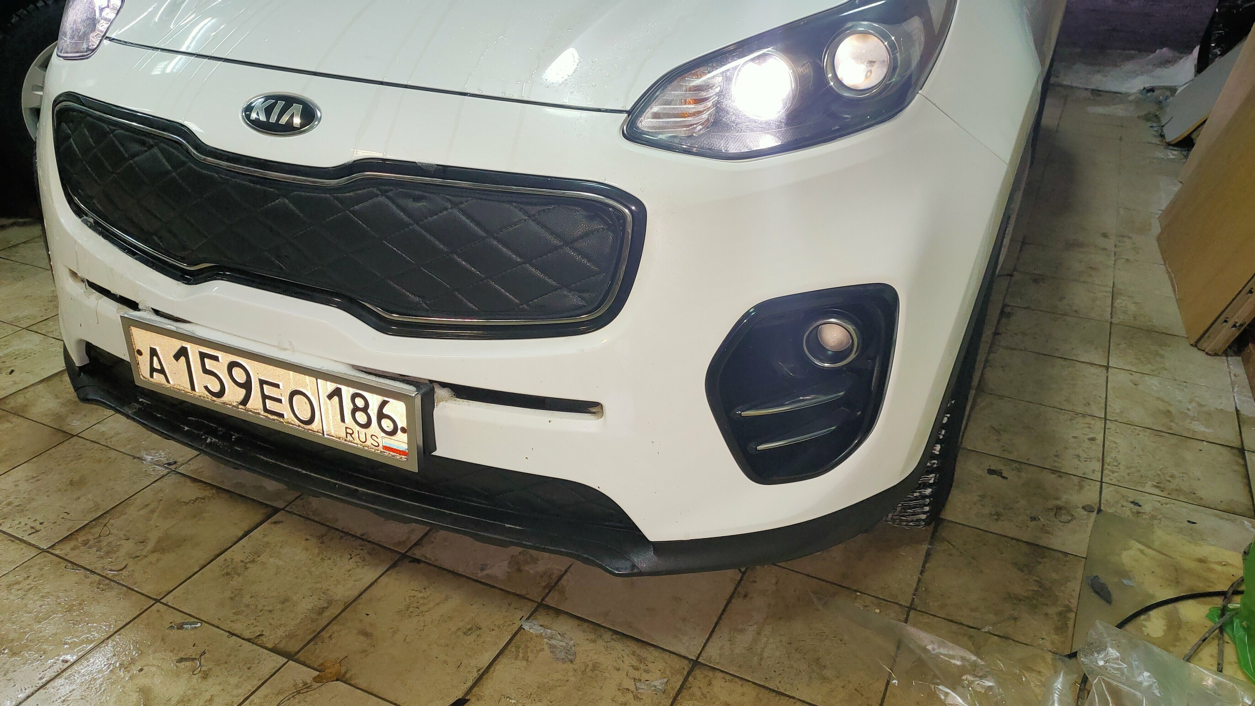 Маска-утеплитель на радиатор для Kia Sportage 4 2015 – 2018 IV Комплект верх/низ