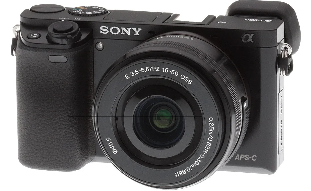  Sony Alpha ILCE-6000 Kit E PZ 16-50mm f/3.5-5.6 OSS NP-FW50, 