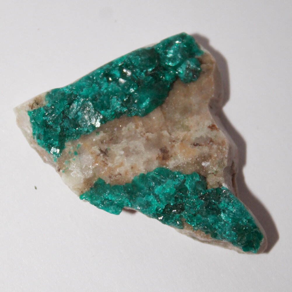 Диоптаз, коллекционный минерал "True Stones" - фотография № 5
