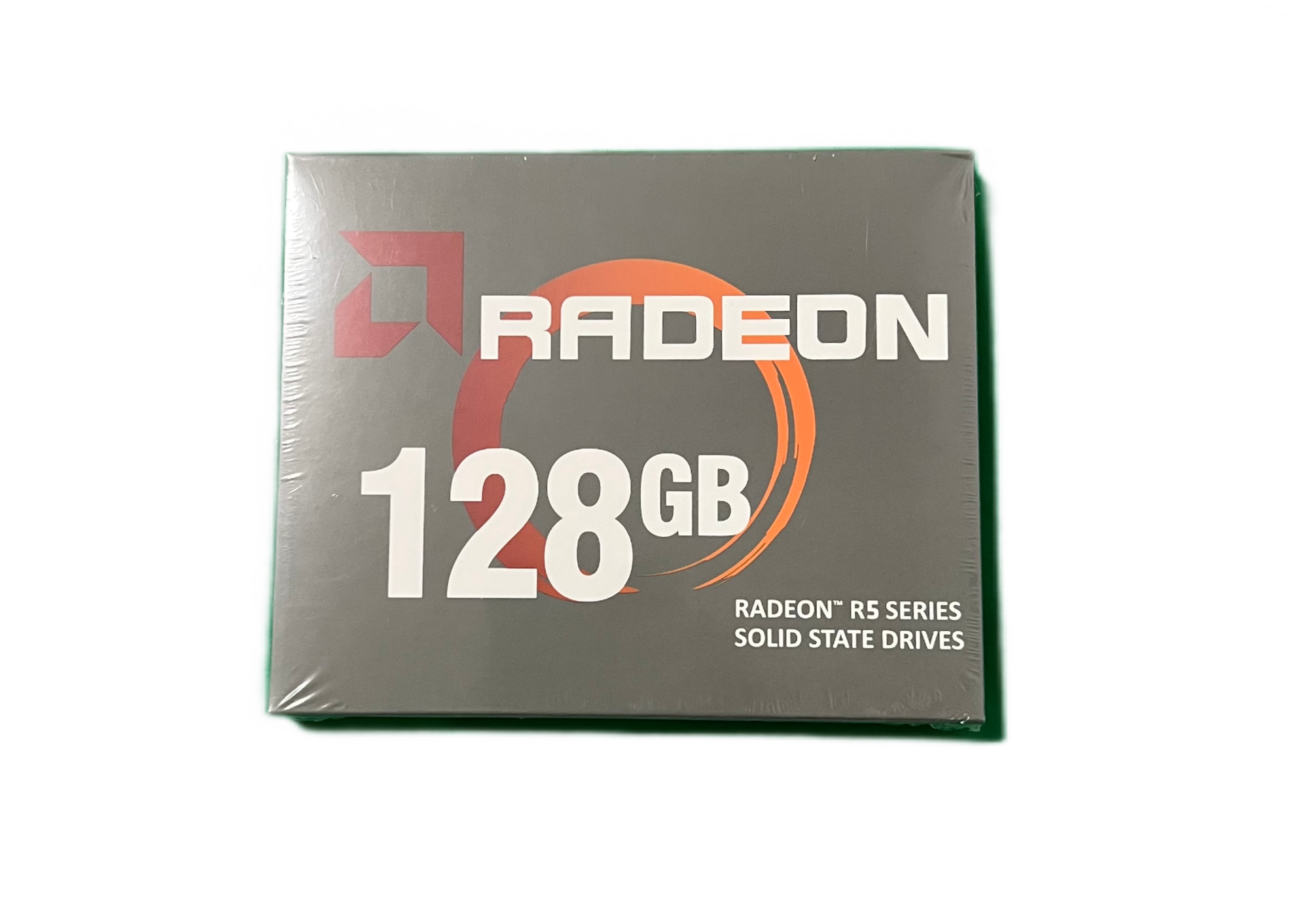 SSD накопитель AMD Radeon R5 2.5 128 GB