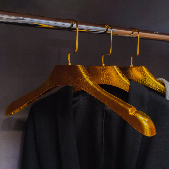 Плечики - вешалка для одежды, размер 42-44, цвет золотой - фотография № 4