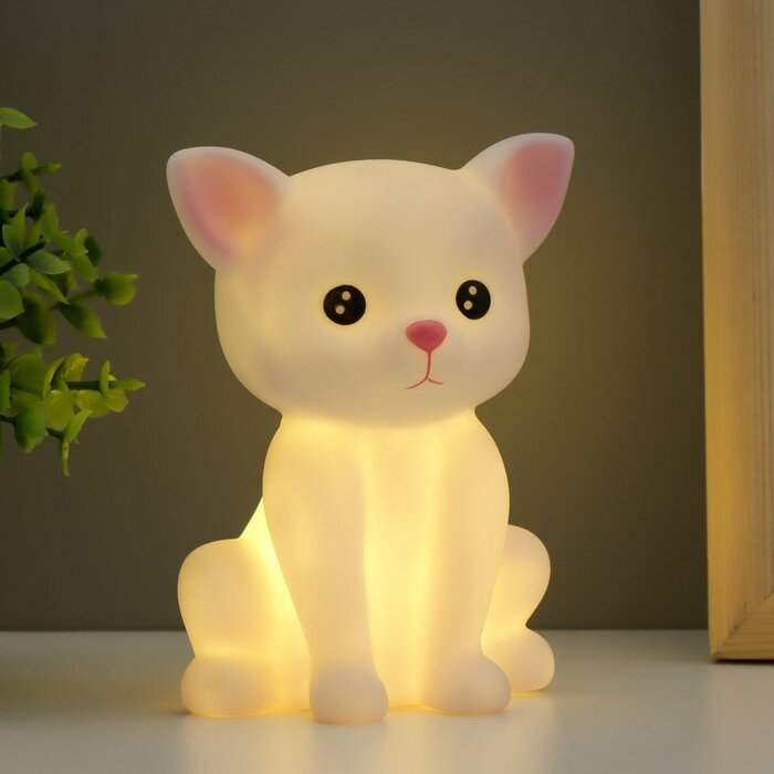 Ночник "Котёнок" LED от батареек 3хLR44 белый 6х9х12 см - фотография № 2
