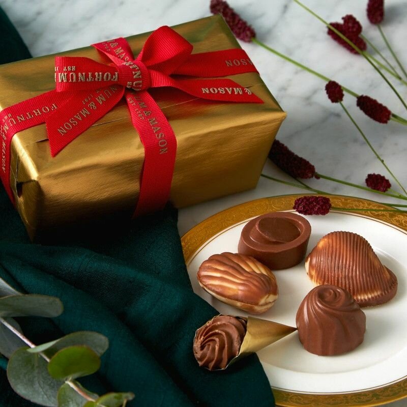 Набор конфет из бельгийского шоколада Fortnum&Mason Ballotin (230 гр) - фотография № 2