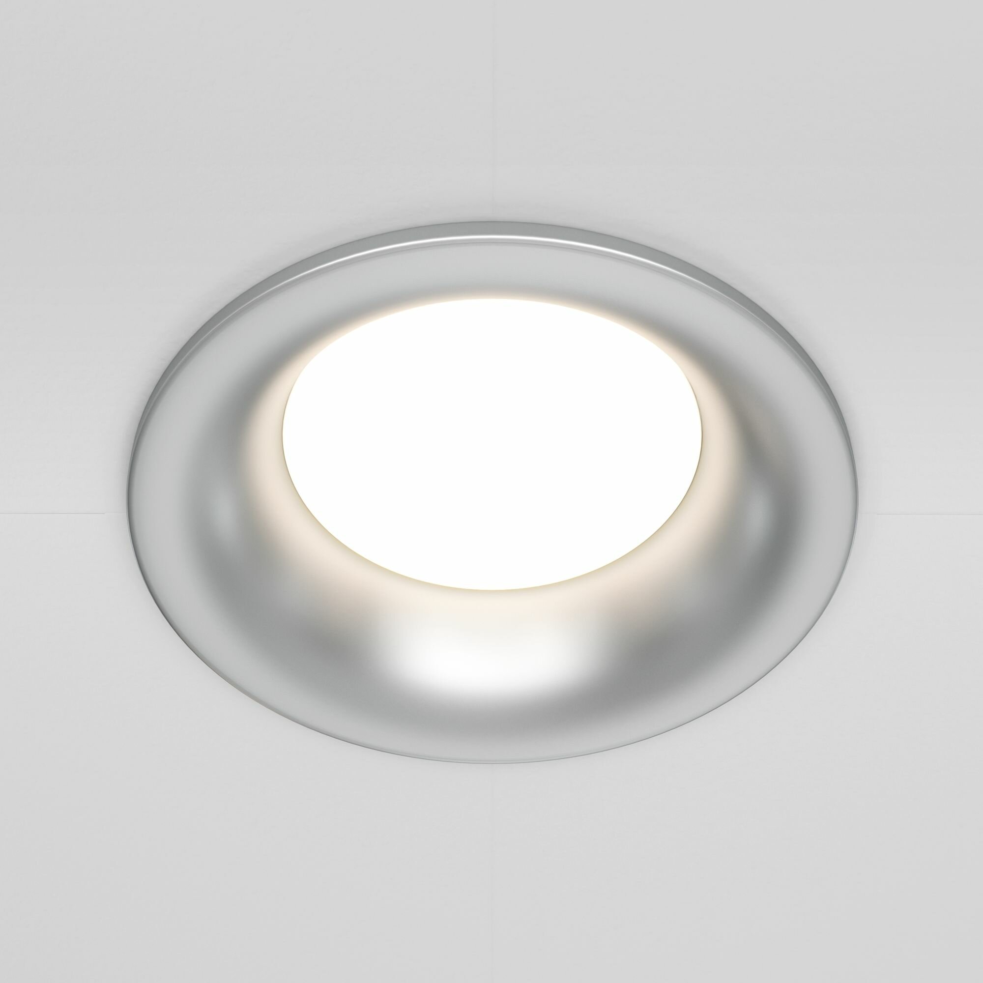 Встраиваемый светильник Maytoni DL027-2-01-S - фотография № 3