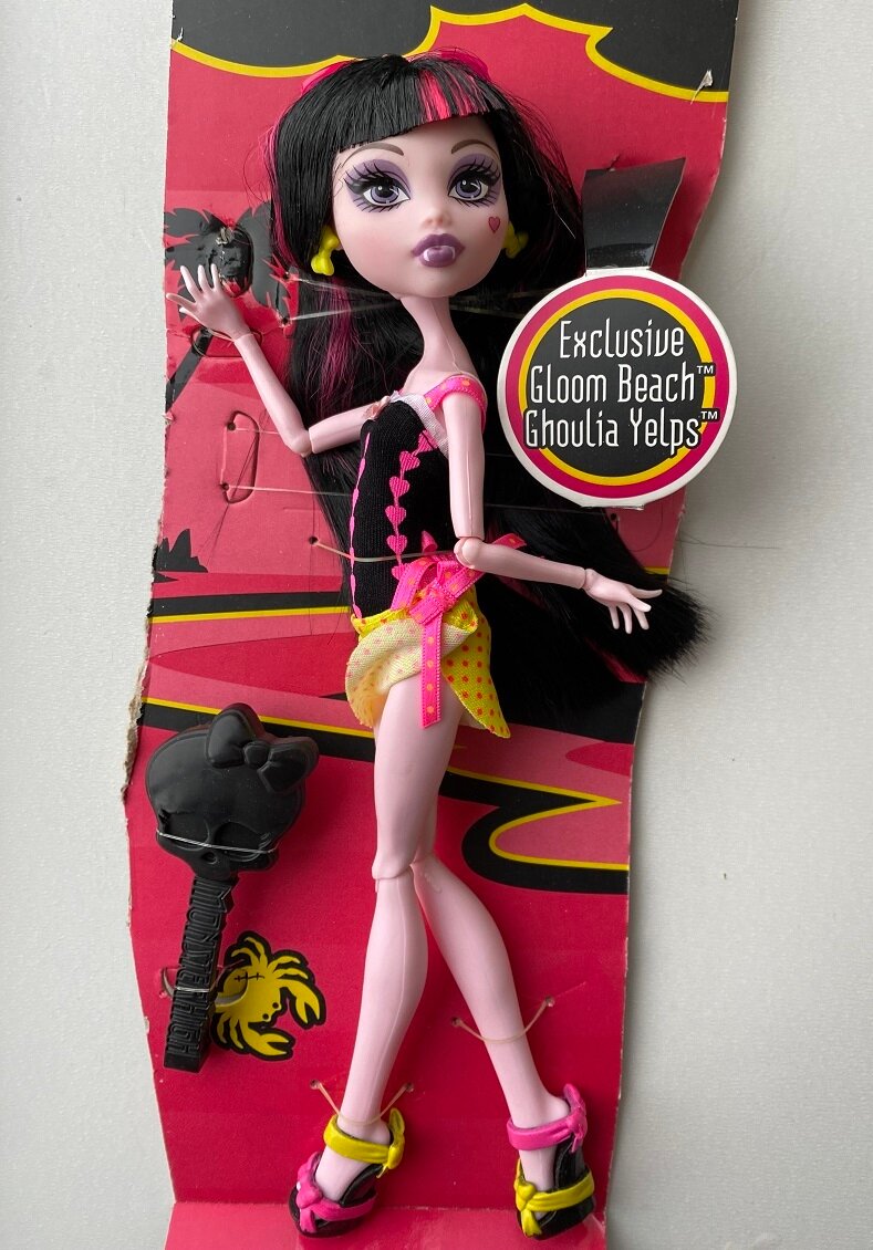 Кукла Монстер Хай Дракулаура Мрачный Пляж, Mattel