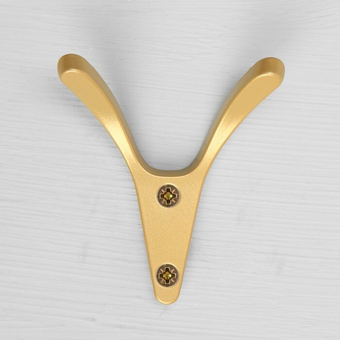 Крючок мебельный CAPPIO FOX, двухрожковый, цвет матовое золото - фотография № 3