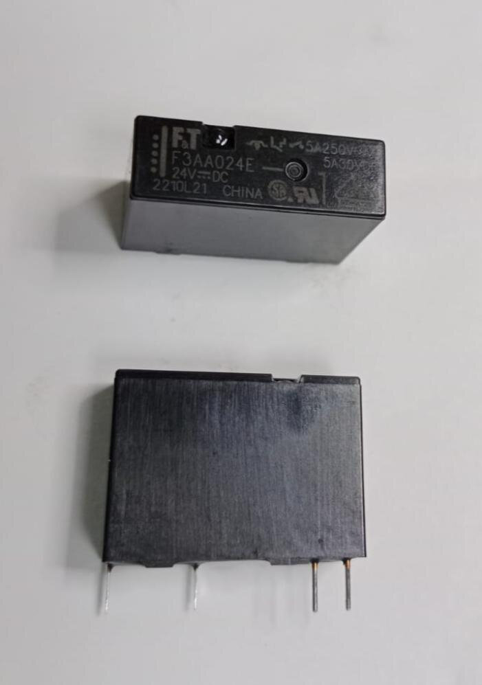 фото FTR-F3AA024E (24V, 5A, один контакт на замыкание)