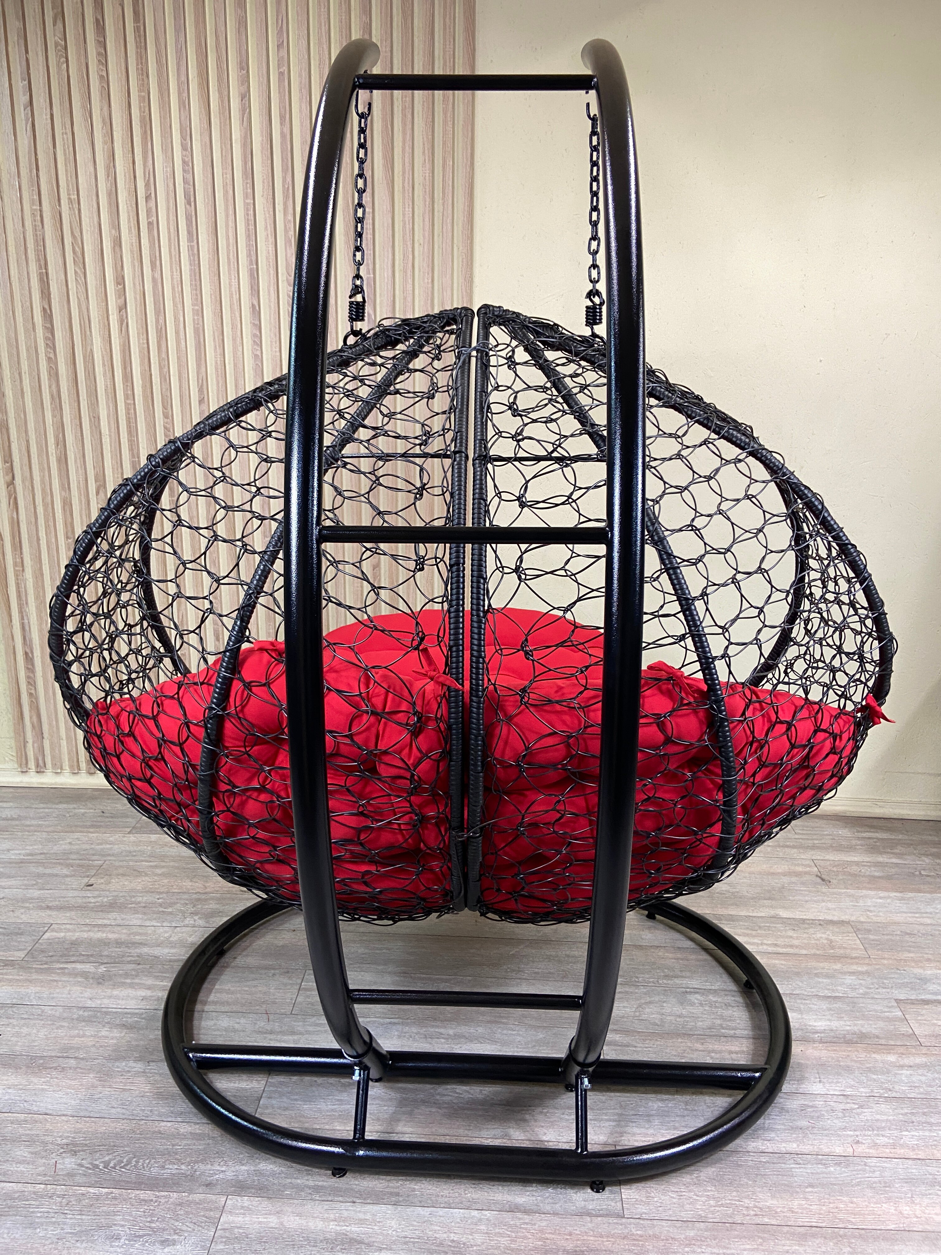 Подвесное кресло Pletenev Двухместное Реклайнер Черный + красная подушка - фотография № 4