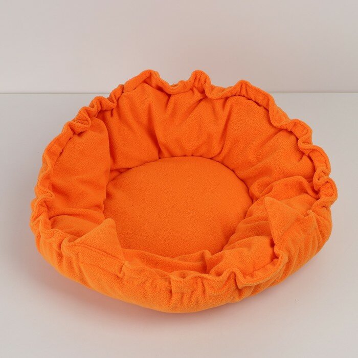 Лежанка для животных на стяжке с ушками, цвет оранжевый 30-50 см - фотография № 2