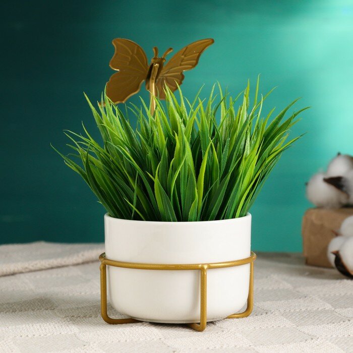 фото Горшок на подставке "Бабочка" 9х6см