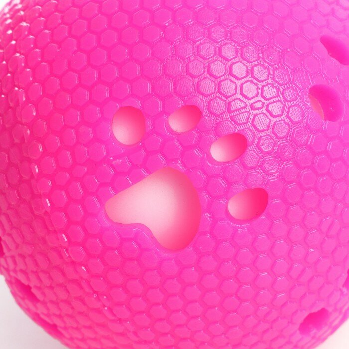 Мячик с лапками светящийся, 7 см, розовый/белый - фотография № 2