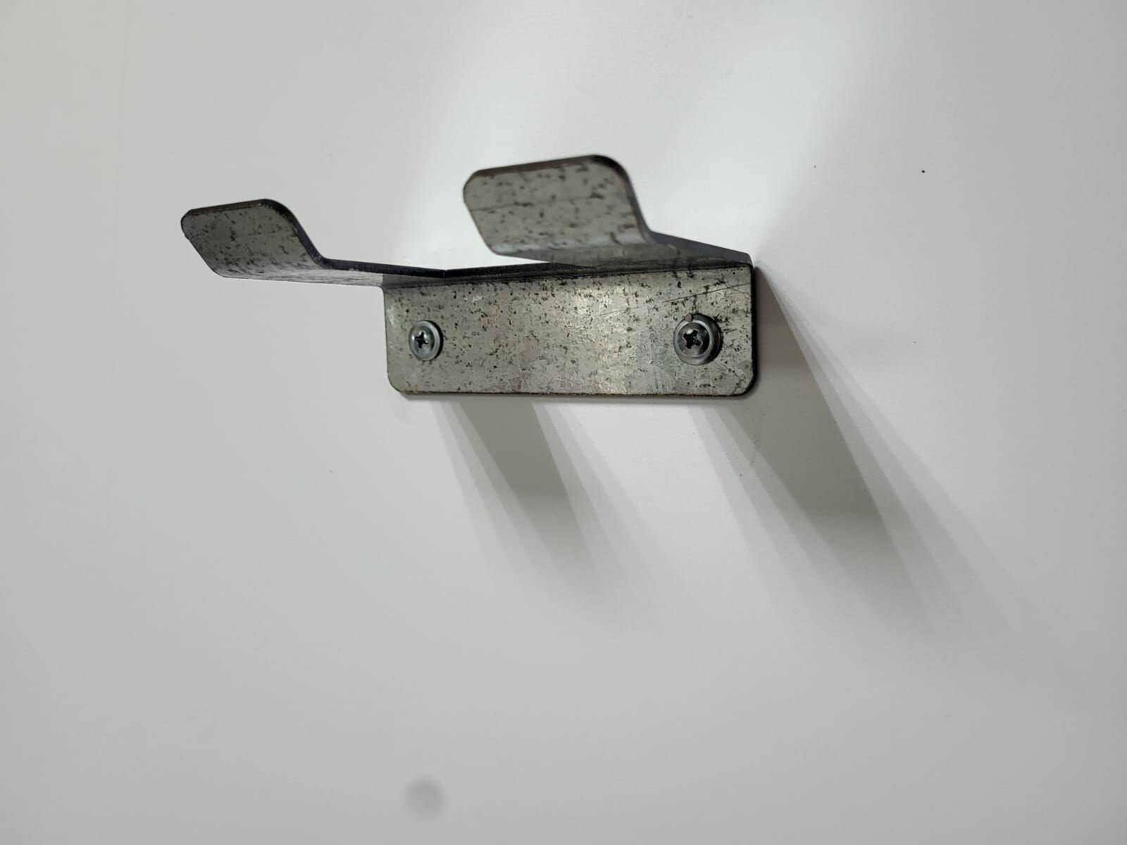 Настенный держатель для молотка из оцинкованной стали 2 шт. - фотография № 8