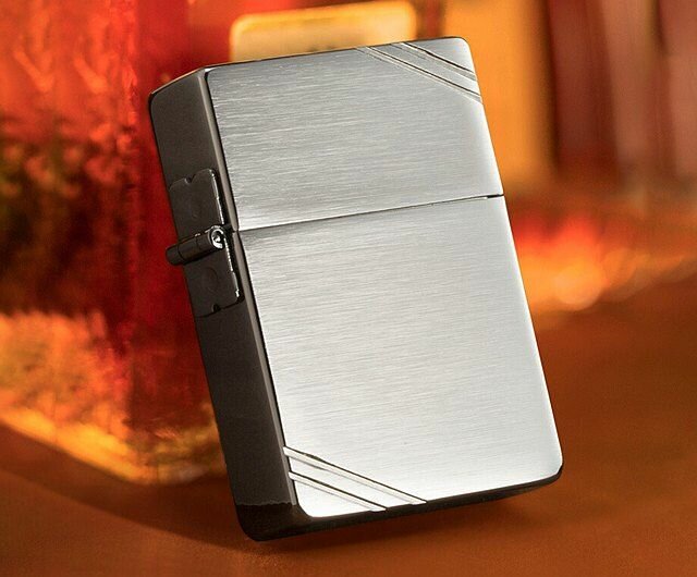 Zippo 1935 Replica зажигалка бензиновая