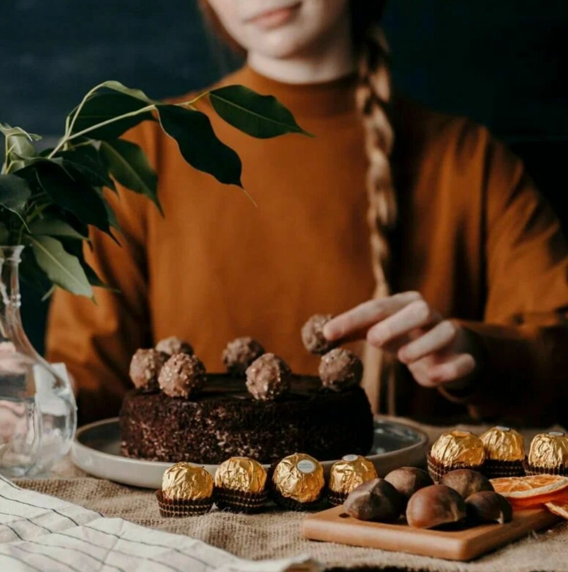 Набор конфет Ferrero Rocher молочный шоколад и лесной орех, 75 гр. - фотография № 6