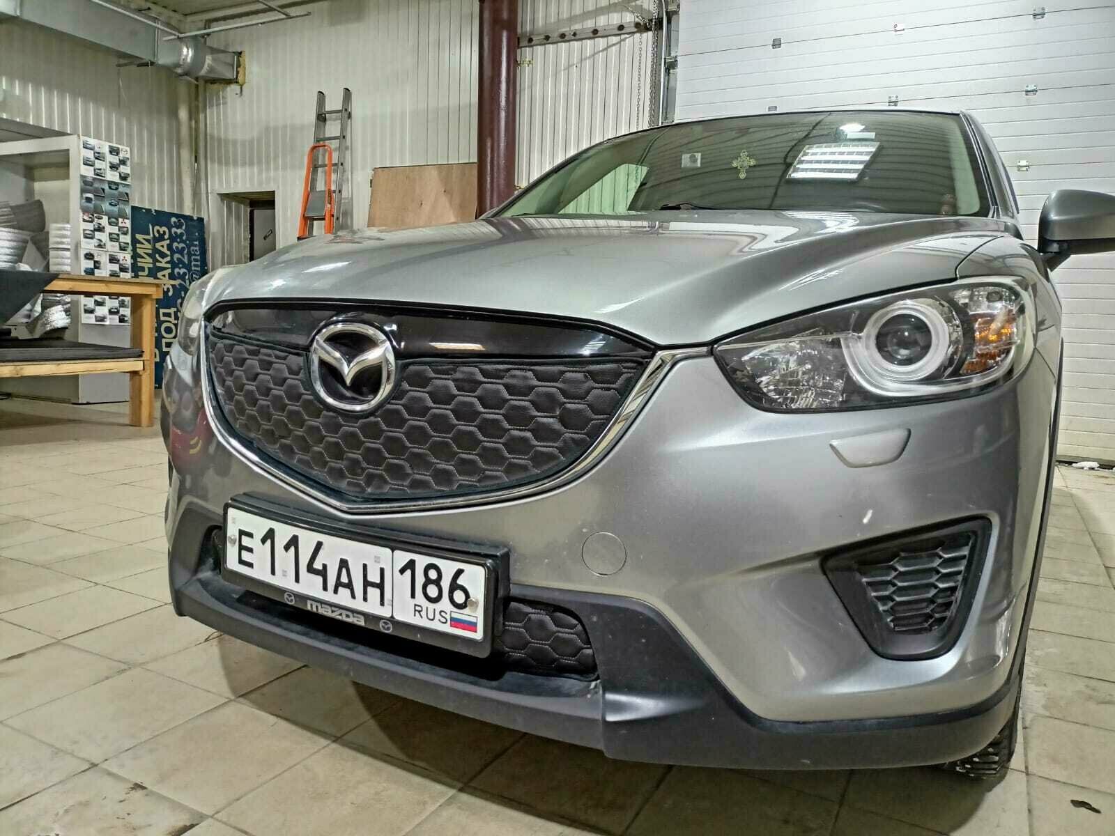 Утеплитель решетки радиатора зимний для Mazda CX-5 2011-2015 Без парктроников