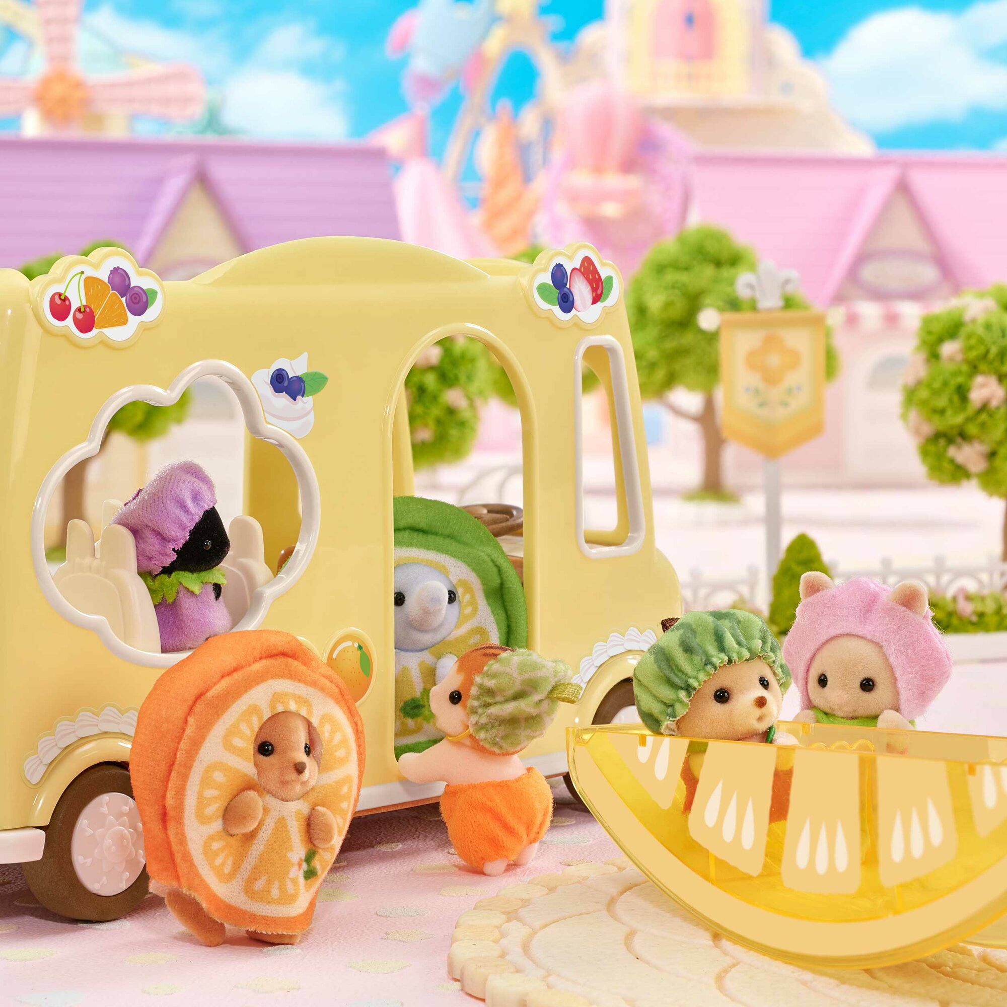 Sylvanian Family “Фруктовый автобус для малышей”