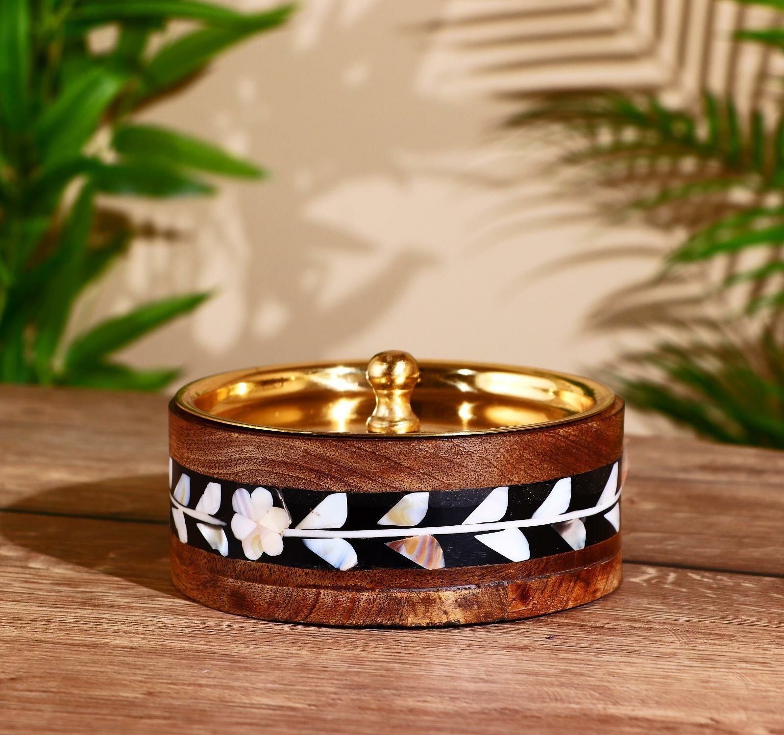 фото Миска деревянная 13 см, с крышкой