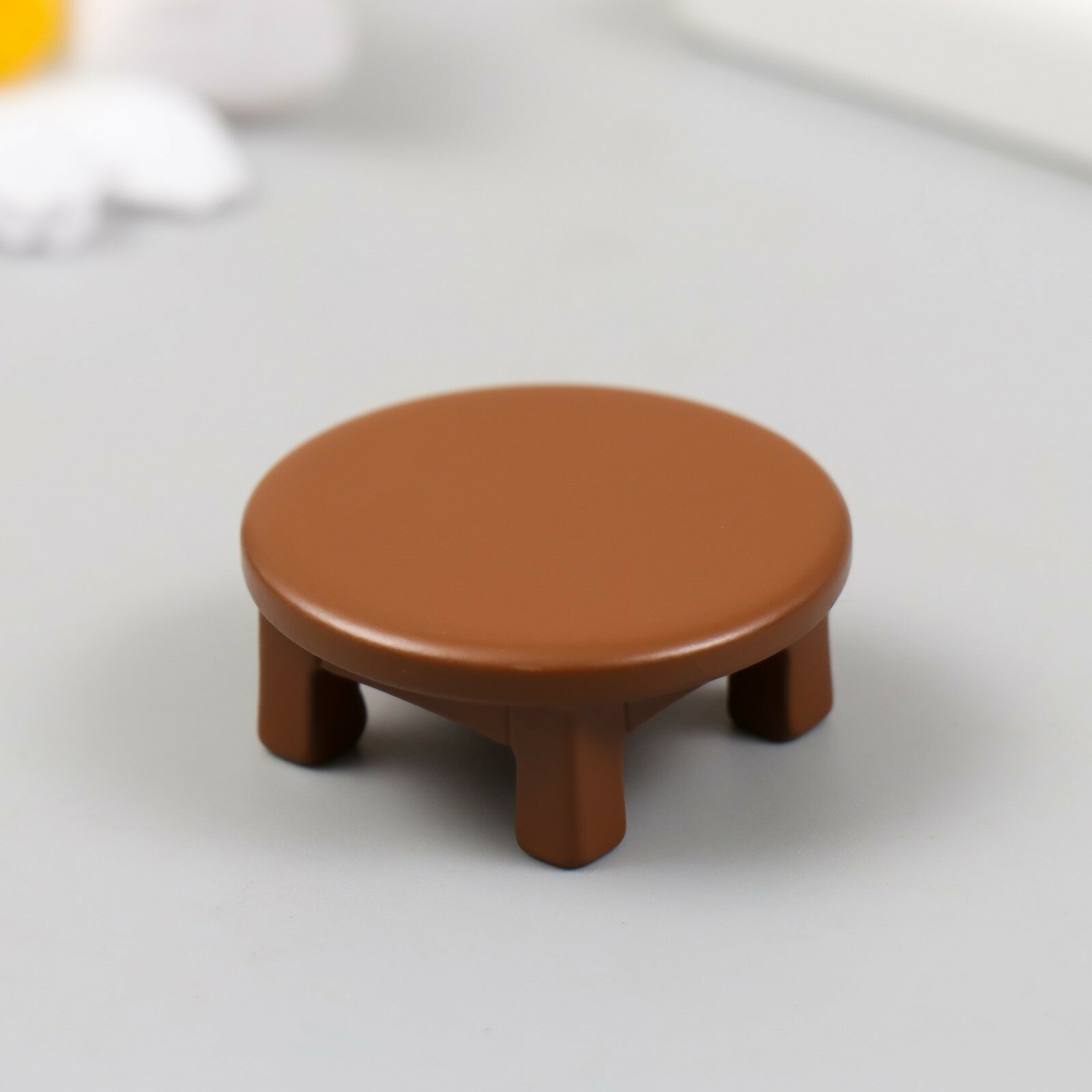 фото Декор для творчества полистоун "Круглый стол" 3,5х1,5 см (2шт.)