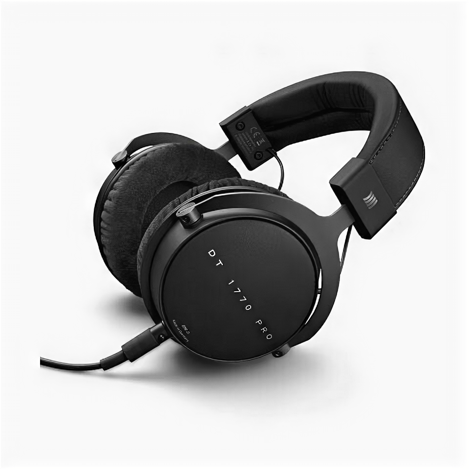 beyerdynamic DT 1770 PRO, 250 Ом #710717 Закрытые студийные референсные наушники, для микширования, мастеринга, мониторинга и сведения, технология Tesla 2.0, 250 Ом, 125 дБ, 5 - 40000 Гц