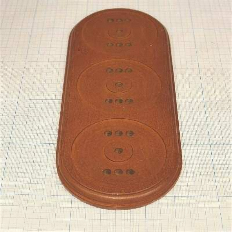 фото Подложка трехместная деревянная Бук лак. Миланский орех