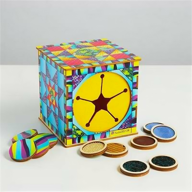 Тактильный куб Парочки Smile Decor 5277497 .