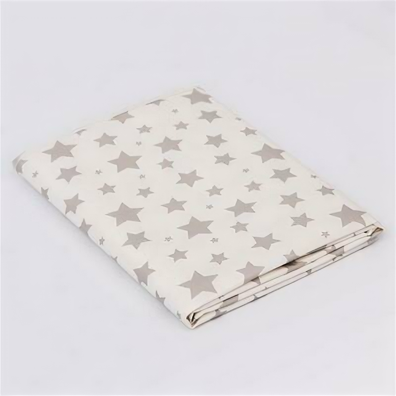 фото Клеёнка-наматрасник с резинками-держателями, с рисунком"Серые звезды" Roxy-kids 5288982 .